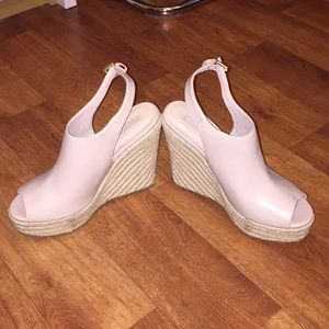 Nude/ blush wedges ✨